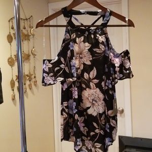 Floral cold shoulder top